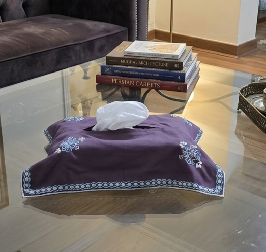 TISSUE BOX WITH EMROIDRED COVER