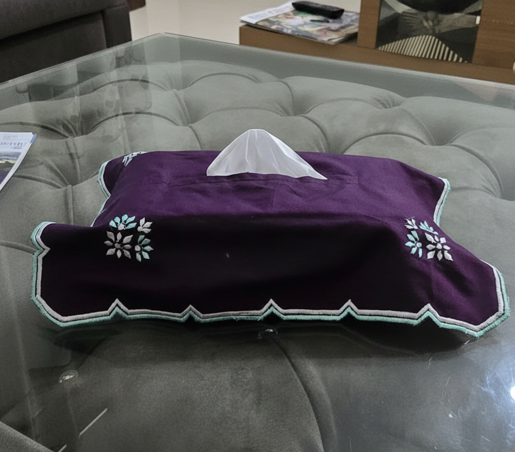 TISSUE BOX WITH EMROIDRED COVER
