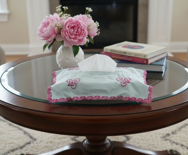 TISSUE BOX WITH EMROIDRED COVER